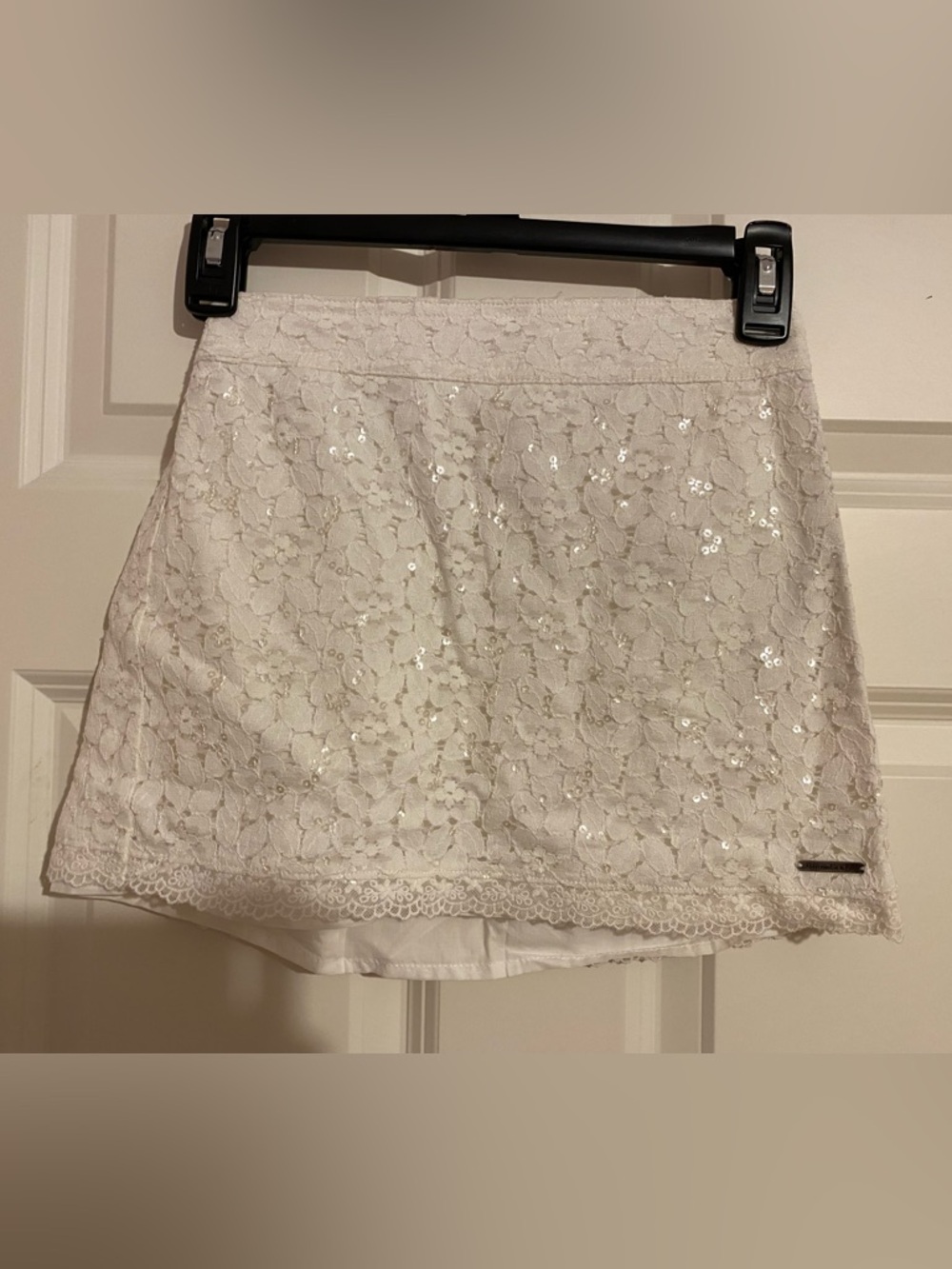Abercrombie & Fitch ivory lace sequin mini skirt size XS (24 in.)
